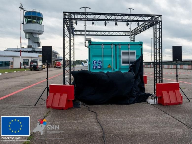 Demonstratie-elektrolyser van het WAviatER-project op Groningen Airport Eelde